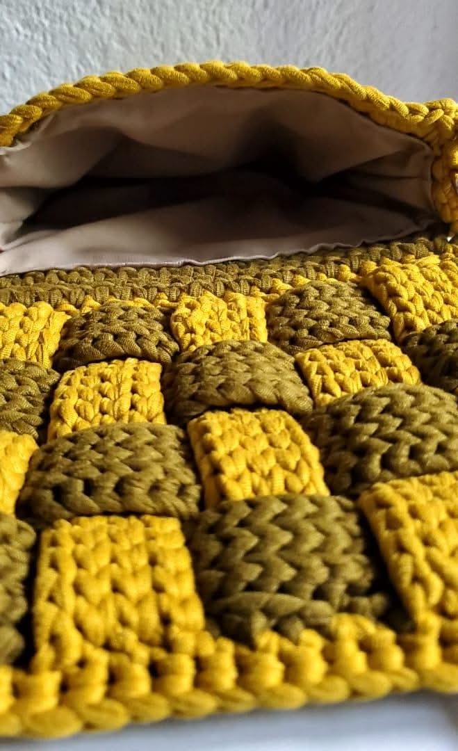 Lady Katrina- Kathline SALVANT: BOTTEGA 15cmx20cm Olive Green and Mustard Bag Handmade in Haiti