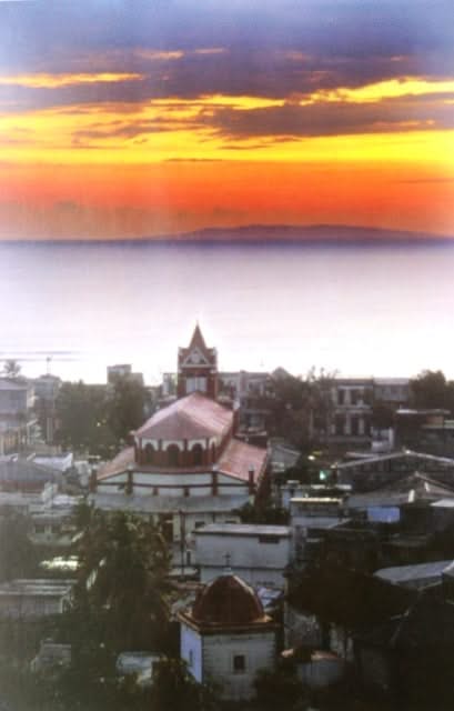 Postal haitiana: Amanecer en la ciudad de Jeremie, Haití