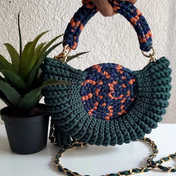 Lady Katrina- Kathline SALVANT: Oréo Crochet 24cm×17cm  Spaguetti Yarn Dark Green and Ombre Handmade Bag From Haiti